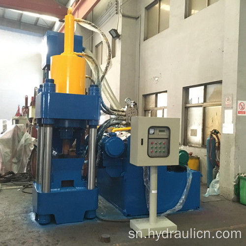 Hydraulic Metal Sawdust Matombo Anodzivirira Kugadzira Machine